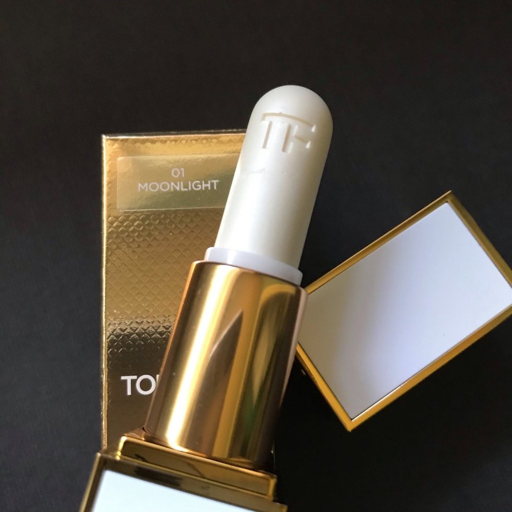 Tom Ford Lip Shimmer in Moonlight 01